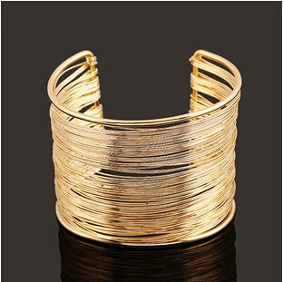 2019 Fashion Bijoux Gold Color Punk Hip Hop Bangles Upper Arm Bracelet for Women Costume Statement Jewelry Fashion Accessories