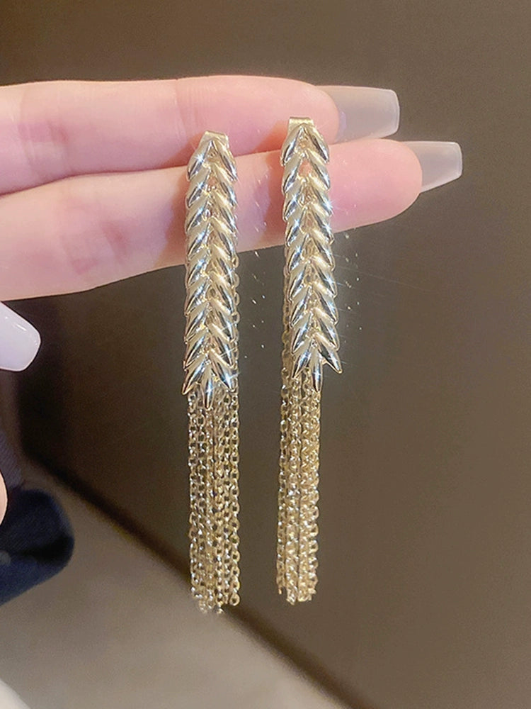 Silver Needle Fancy Wheat Tassel Earrings for Women Fashion Metallic Temperamental Long Eardrops Fashionable Golden Ear Rings